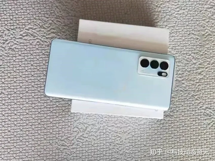 曲面屏+65W闪充+36个月流畅，12+256GB跌至2599元，OPPO良心了-oppo曲面屏手机哪款性价比最高