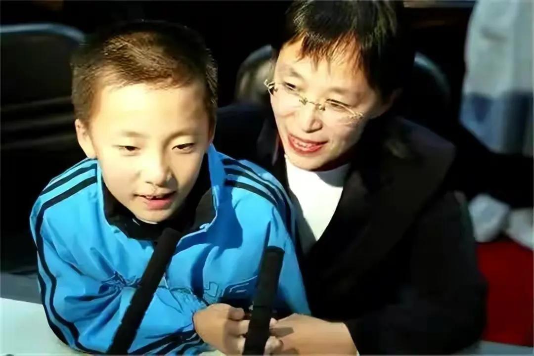 03年杨利伟在太空听到"敲门声"，13年后谜底揭晓，多亏他当时冷静-杨利伟听到太空敲门声16年后揭晓