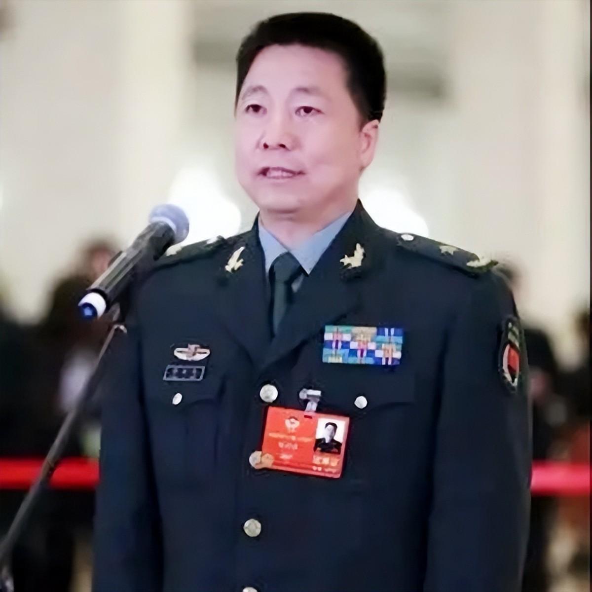 03年杨利伟在太空听到"敲门声"，13年后谜底揭晓，多亏他当时冷静-杨利伟听到太空敲门声16年后揭晓