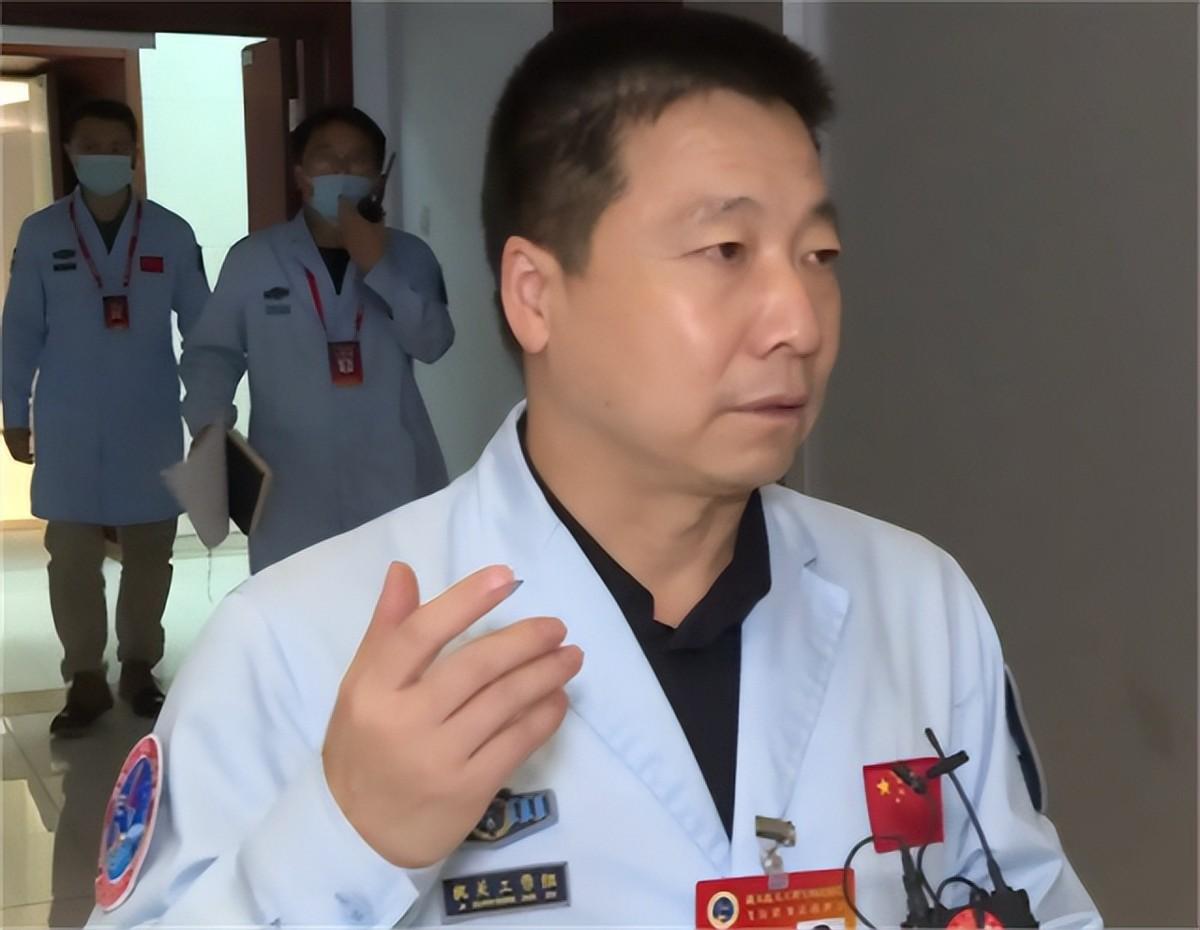 03年杨利伟在太空听到"敲门声"，13年后谜底揭晓，多亏他当时冷静-杨利伟听到太空敲门声16年后揭晓