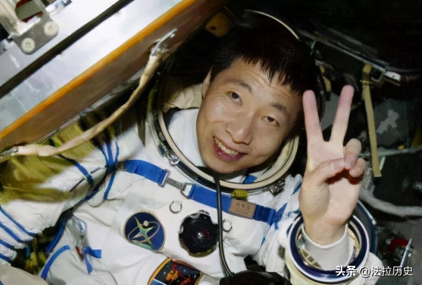 03年杨利伟在太空听到"敲门声"，13年后谜底揭晓，多亏他当时冷静-杨利伟听到太空敲门声16年后揭晓