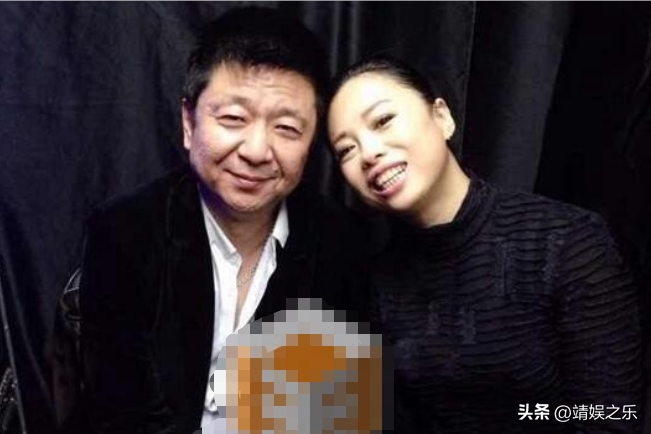黄绮珊的3段婚姻：闪婚、抑郁、被爆婚内出轨后，53岁仍孑然一身-黄绮珊现任丈夫