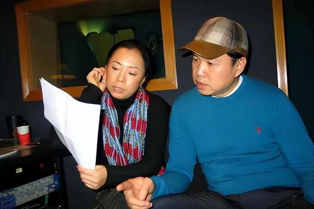 黄绮珊3婚3离情路坎坷，55岁无儿无女，如今终于活出了自我-黄绮珊早年经历