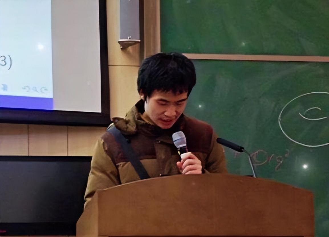 缺乏学术成就的韦东奕，真的会从北大“离职”吗，业内人士点评-韦东奕宣布婚讯 韦东奕不再担任北大教授了吗