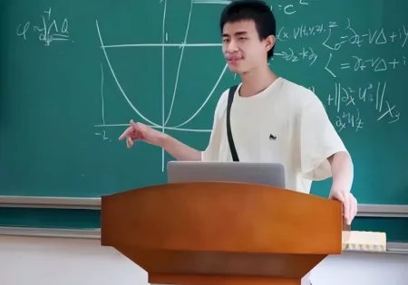 北大韦神出数学题，深中初二学生竟写出标准答案，真是青出于蓝-北大韦神解题