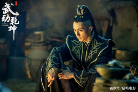 辰亦儒大办40岁生日，穿白T恤状态依旧，吴尊汪东城皆来捧场-辰亦儒近况
