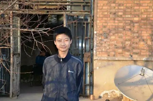 河北考生高考744分，清华校长亲自上门接人，一进门却傻眼了：这个家简直太穷了！
