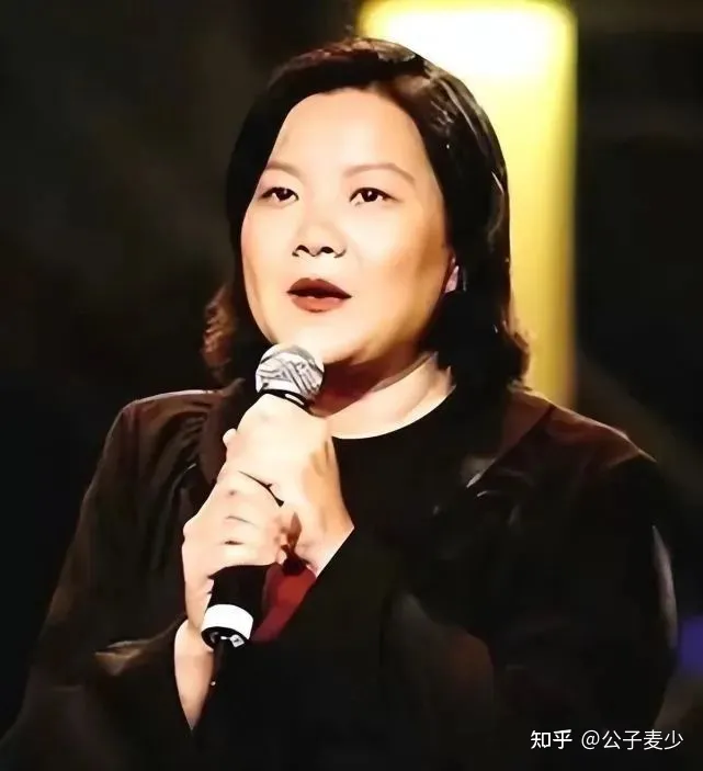 洪晃：一婚嫁美国人、二婚嫁中国人、三婚嫁法国人，61岁四婚很幸福-洪晃是中国籍吗