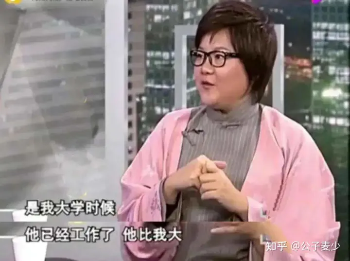 洪晃：一婚嫁美国人、二婚嫁中国人、三婚嫁法国人，61岁四婚很幸福-洪晃是中国籍吗