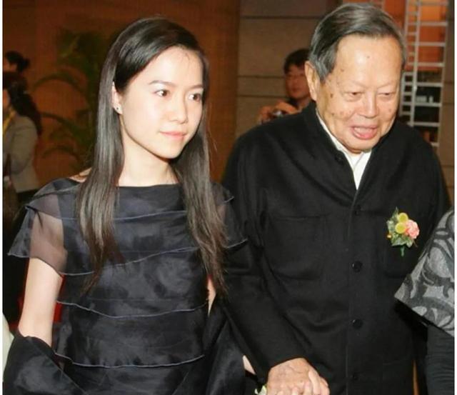 翁帆说出嫁给杨振宁的内幕：我照顾他下半生，他给我一片宁静-翁帆嫁给杨振宁多少年