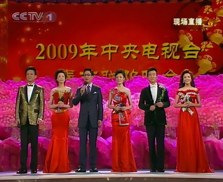 毕福剑现在做什么呢？-毕福剑现在干啥呢在干什么工作呢