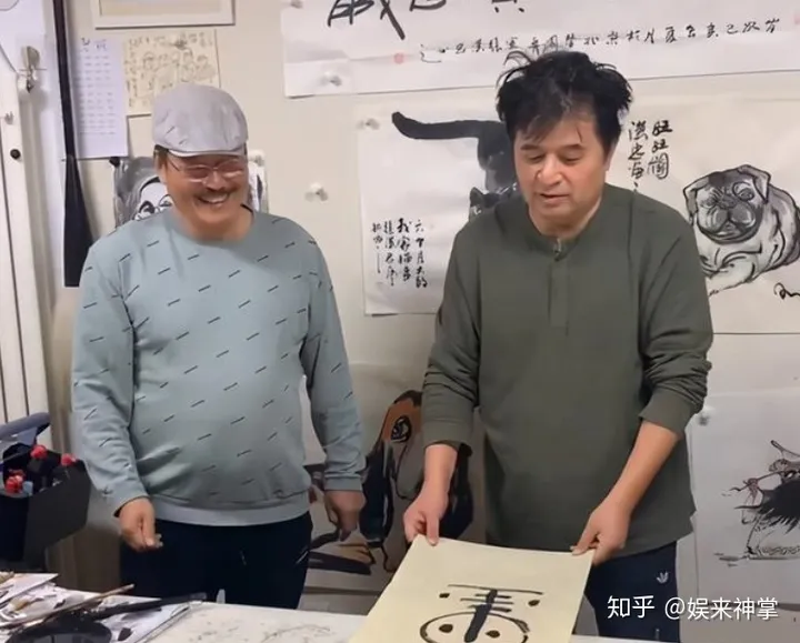 毕福剑：当红时风头无两，消失5年大变样，头发凌乱邋遢尽显落魄-毕福剑捧红的主持人