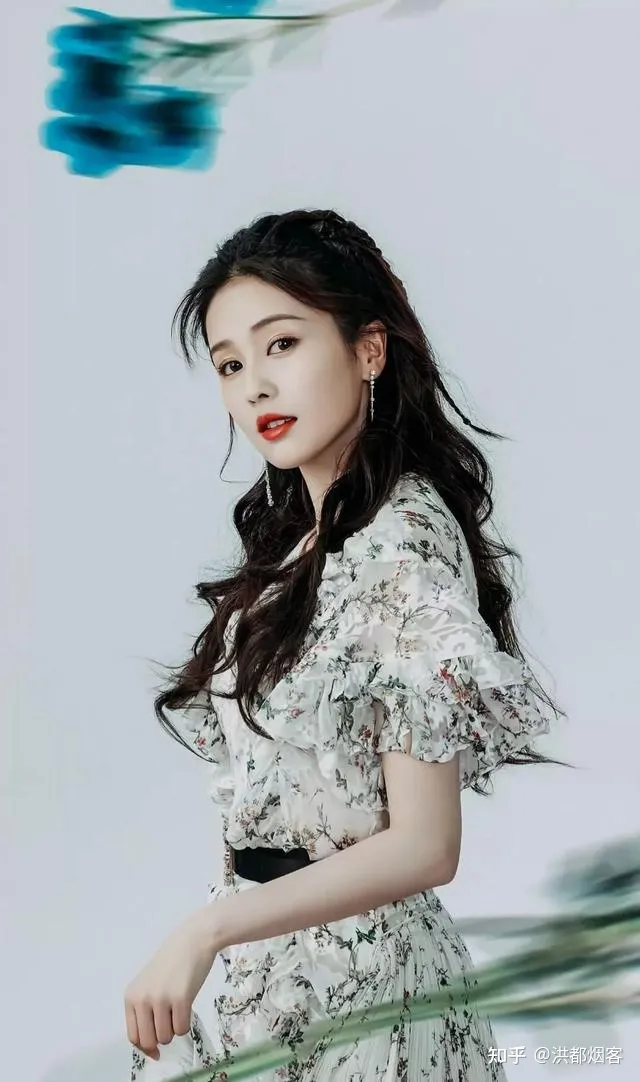 娱乐圈里的清流，颜值担当白鹿，宛如人间仙子！-明星白鹿