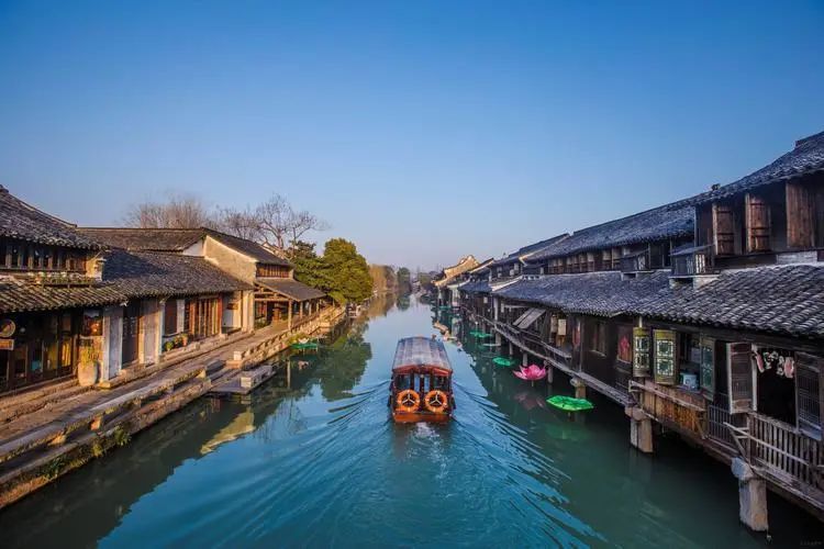 上海周边自驾游有哪些好去处？夏日“朋友圈”美食美景线路推荐→-上海周边自驾游路线推荐表