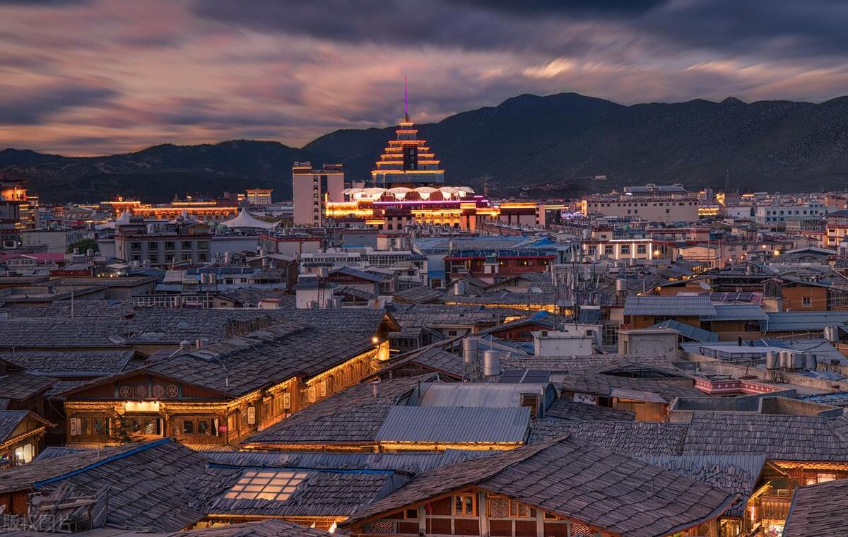 香格里拉最好玩的10大景点，惊艳绝美，玩遍人间天堂，不虚此行！-香格里拉必玩的景点