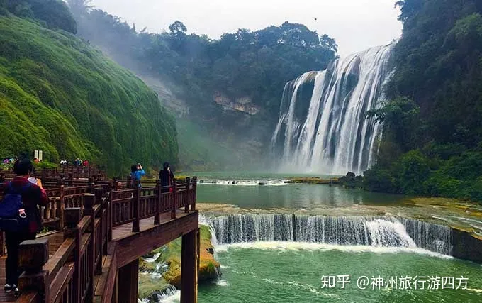 贵州十佳旅游景点排行榜，贵州本地口碑好的金牌导游，贵州旅游线路私人定制-贵州旅游十大景点推荐