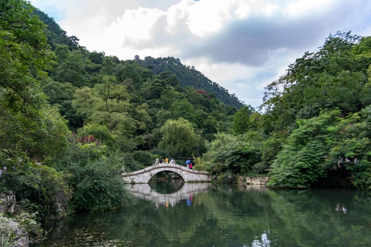 来贵州游玩不可错过的十大景点，你去过几个？-贵州必去的5个景点介绍