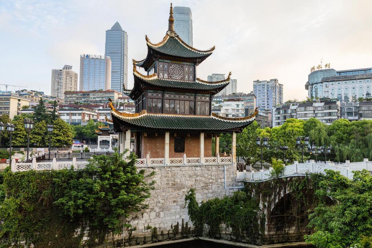 来贵州游玩不可错过的十大景点，你去过几个？-贵州必去的5个景点介绍