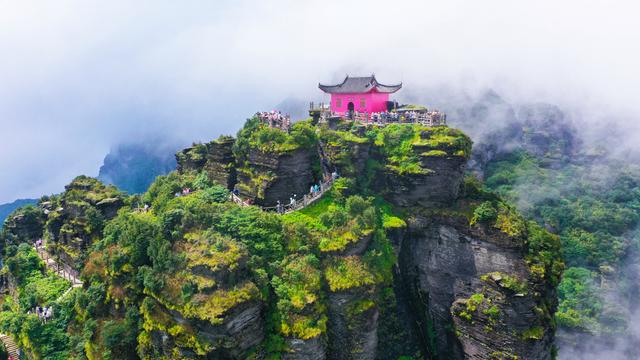 云雾缭绕梵净山-梵净山雾景