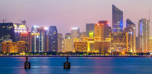 杭州旅游攻略大全，这五个景点你一定不能错过，绝对让你吃好玩好-杭州旅游景点大全及门票价格