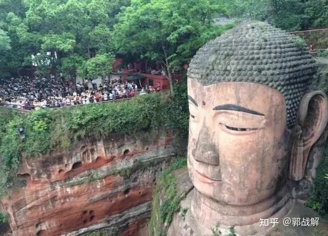 乐山大佛！四川省乐山市！-乐山大佛佛像介绍
