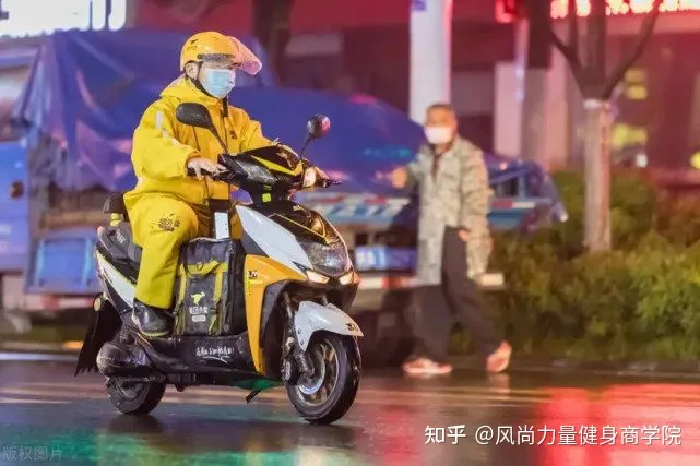 退伍不褪色：若有战，召必回！-若有战退伍老兵真的愿意回去吗视频