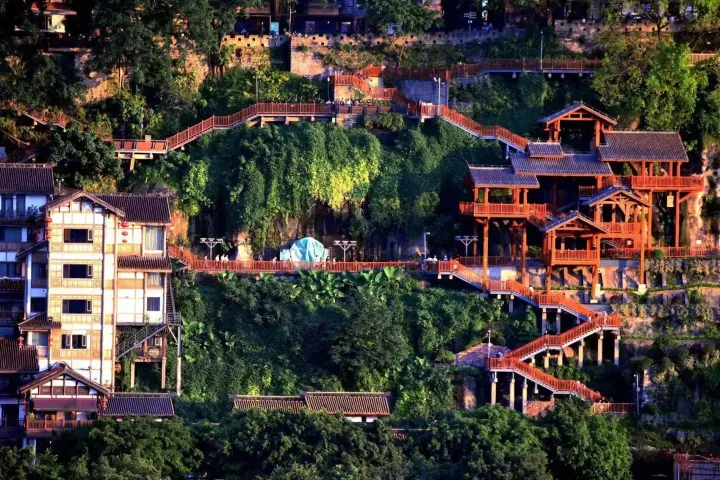 重庆怎么玩？3-5天重庆旅行攻略 附行程计划-重庆旅游攻略三天自由行攻略模板