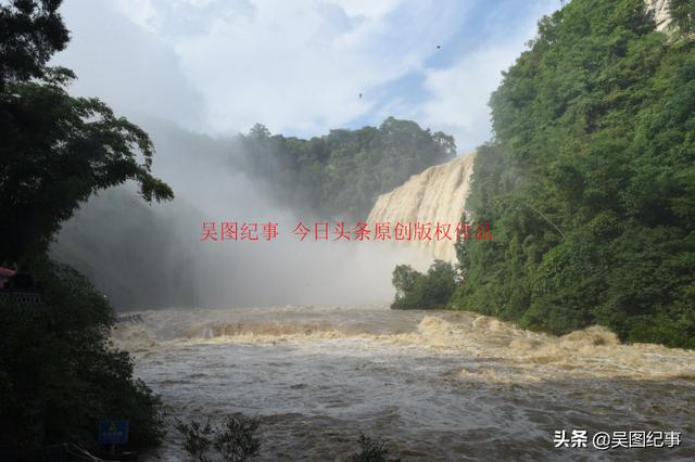 哇！贵州黄果树大瀑布气壮山河，太壮观啦-贵州黄果树大瀑布介绍图片欣赏