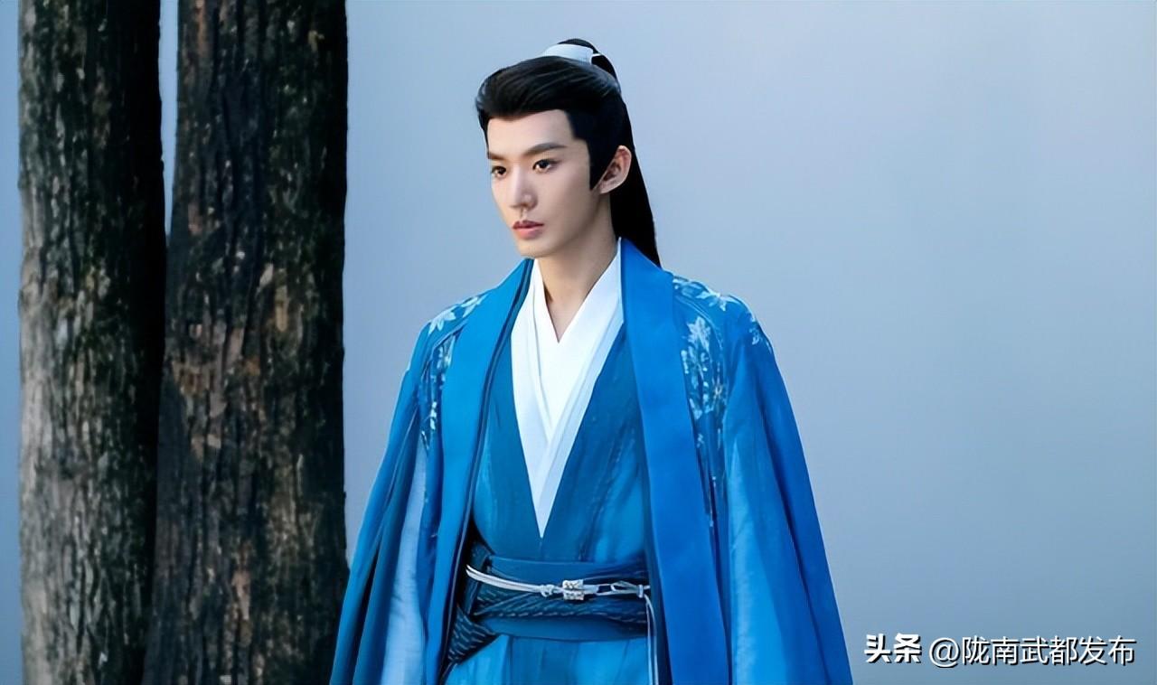 《长相思》片场杨紫给邓为编小辫，爆邓为资源翻倍，接触男主剧本-电视剧《长相思》杨紫预告