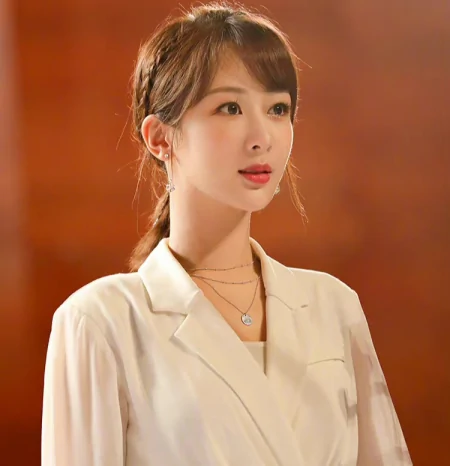 杨紫应该告别“家庭作坊”，一些教训足以让她邀请专业团队-杨紫的工作
