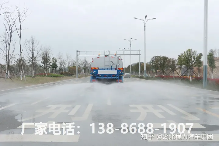 哪里有卖洒水车现车_洒水车现车销售点-洒水车厂家直销