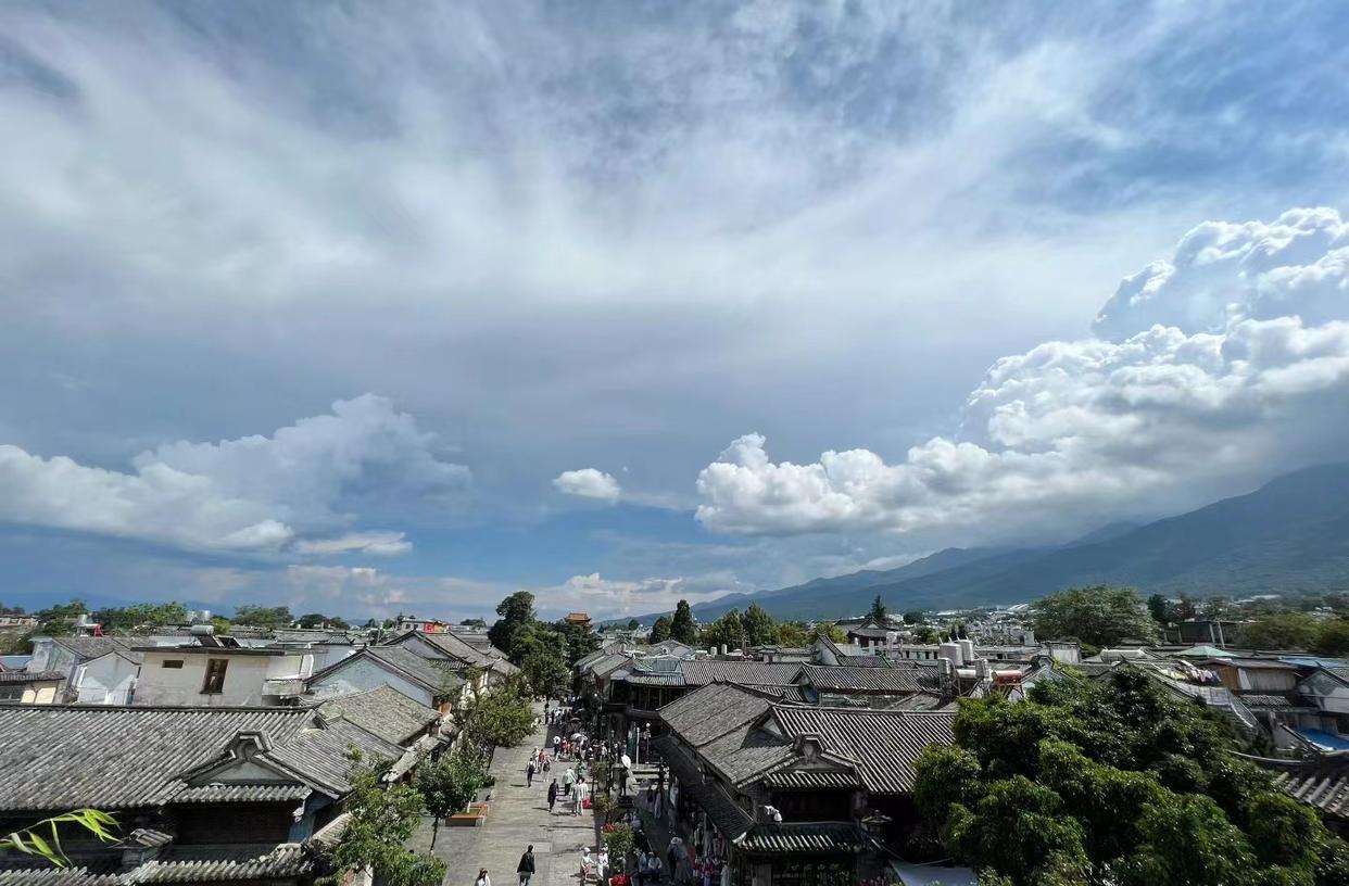 第一次去云南旅游不要慌，来看俩个女生云南自由行旅游攻略-第一次去云南推荐路线