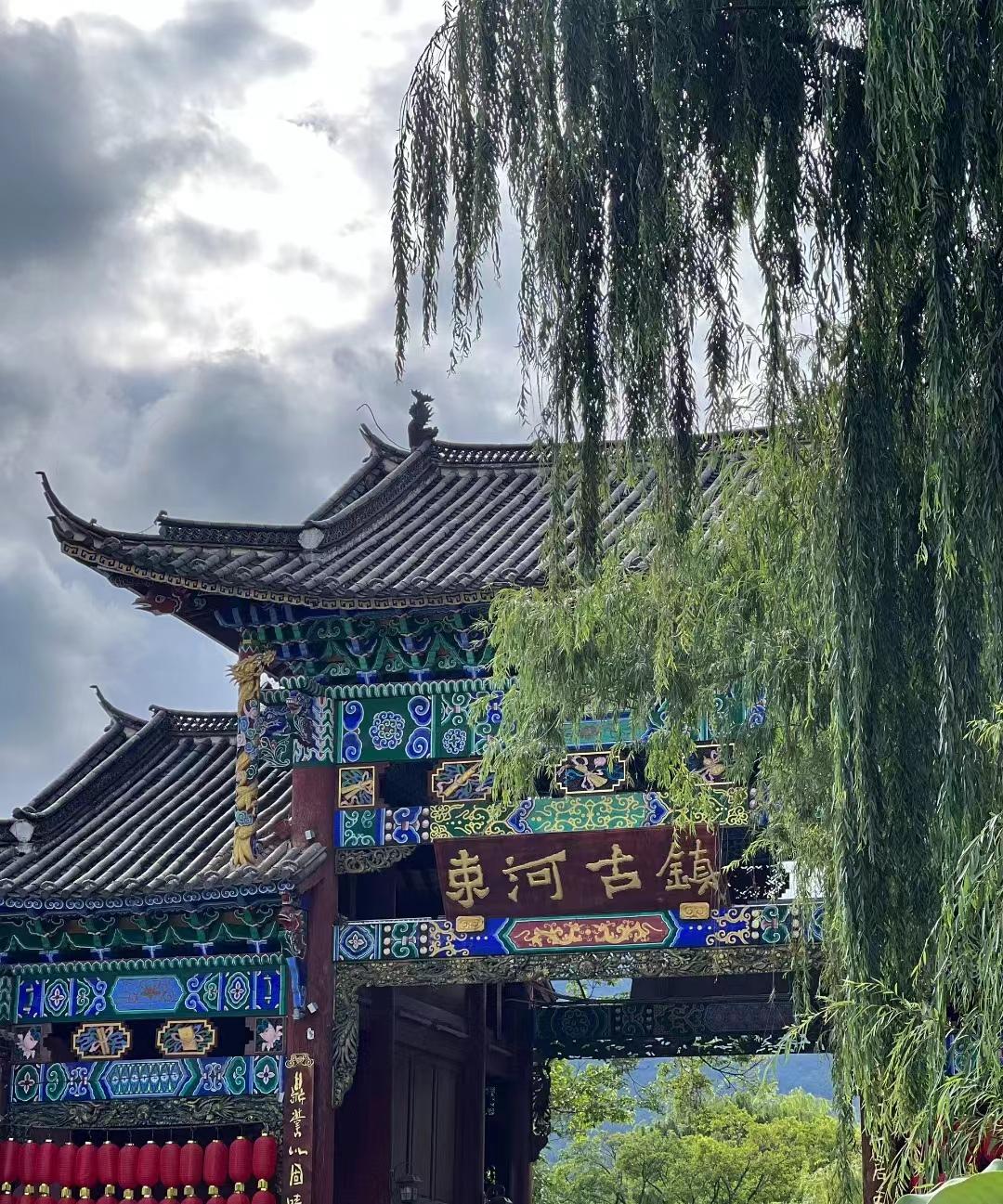 第一次去云南旅游不要慌，来看俩个女生云南自由行旅游攻略-第一次去云南推荐路线