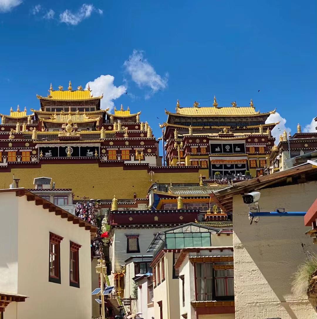 第一次去云南旅游不要慌，来看俩个女生云南自由行旅游攻略-第一次去云南推荐路线