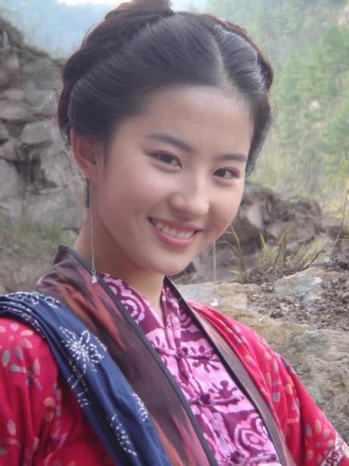 刘亦菲， 华语影视女演员-影星刘亦菲