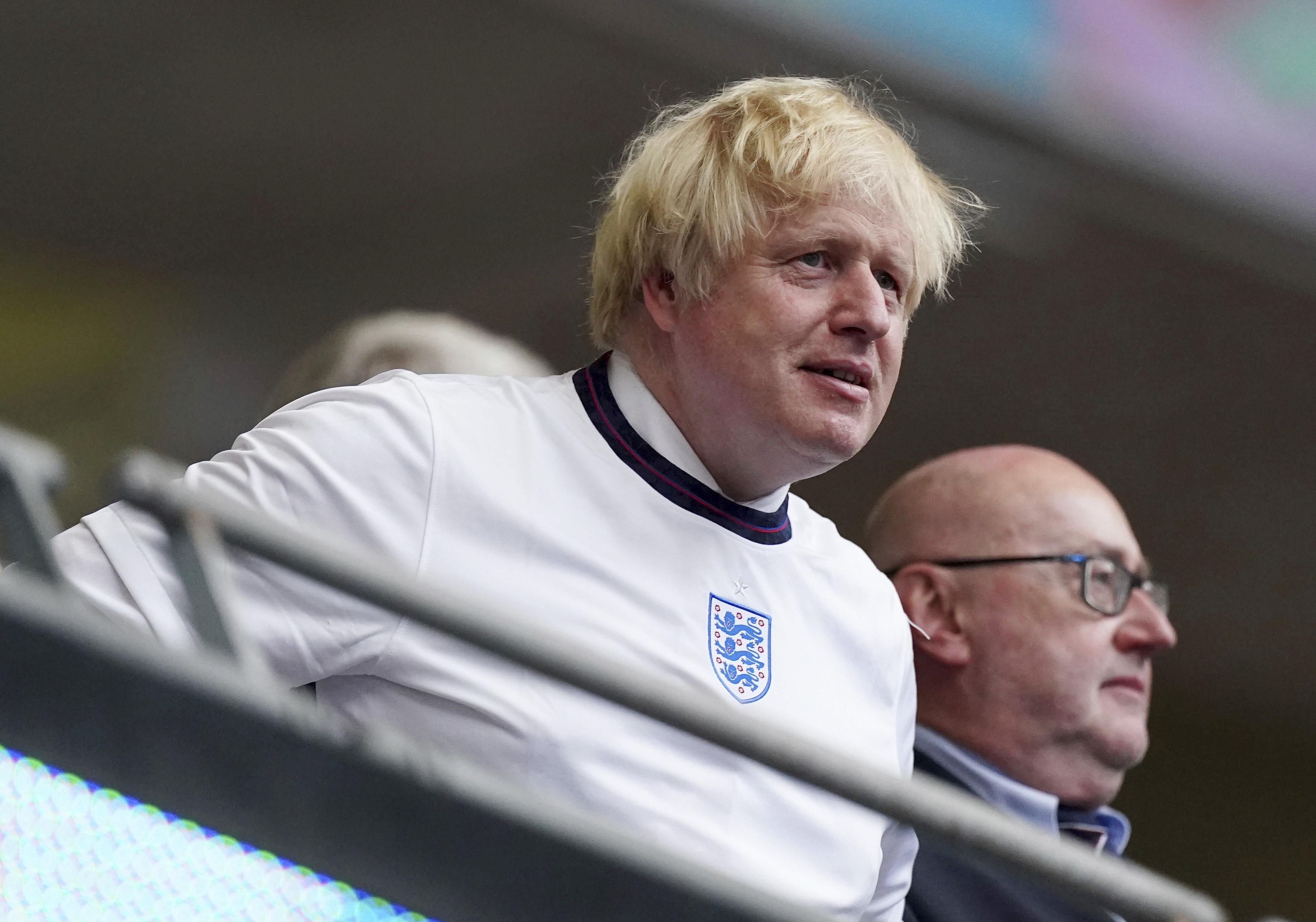 意大利点球大战击败英格兰！53年后再夺欧洲杯冠军-2021欧洲杯英格兰意大利点球大战