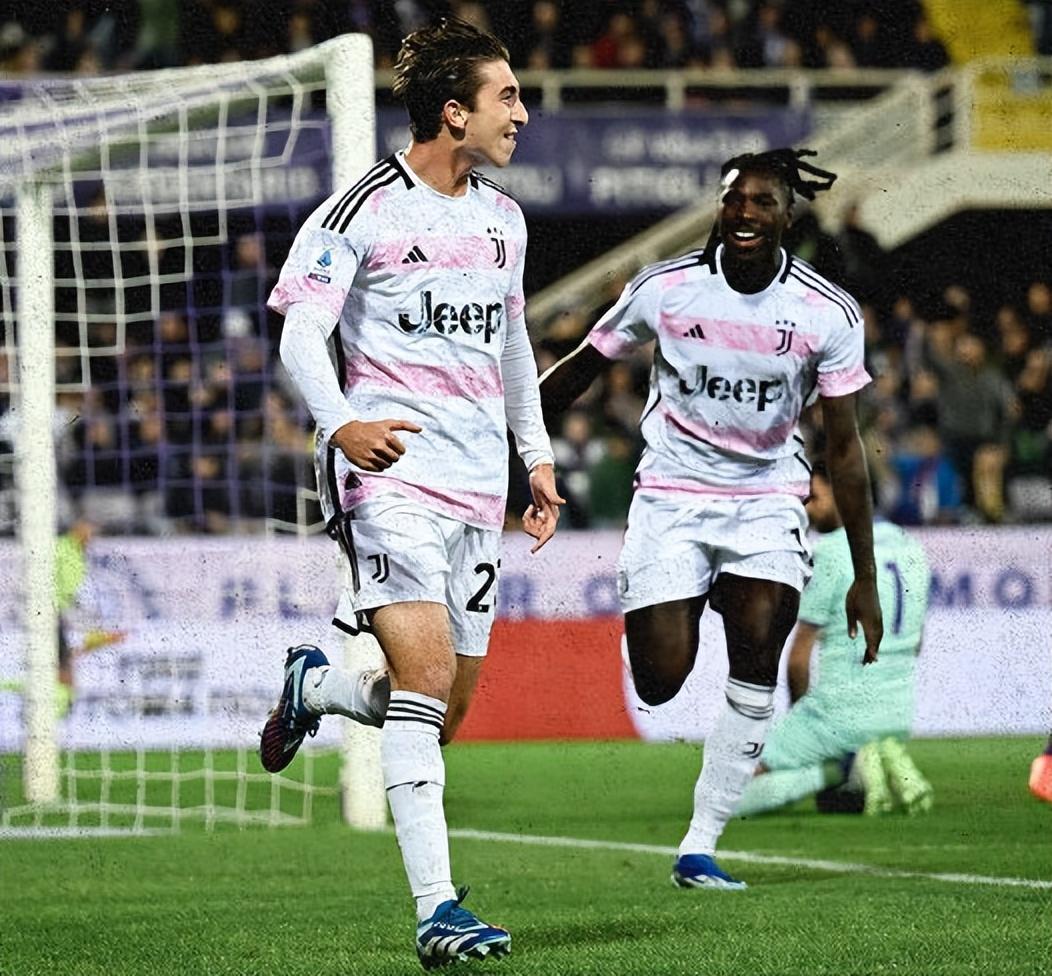 2-1！1-1！足坛疯狂一夜：罗马绝杀，利物浦读秒绝平，皇马丢榜首-罗马利物浦拜仁