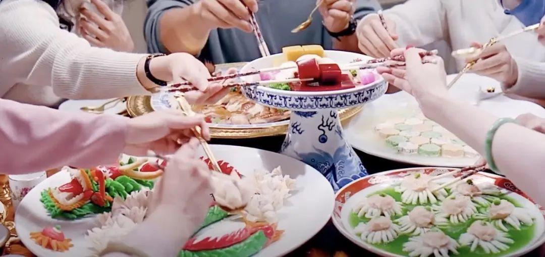 舌尖上的年味，各国有哪些“冬日美食”不可错过？-各国美食英文介绍配图