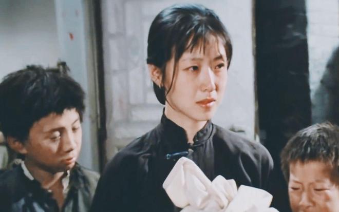 再读老舍的《骆驼祥子》：专制社会中权力的崇拜和民众的财富-老舍先生写骆驼祥子反映了怎样的社会现实