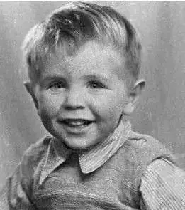 斯蒂芬·霍金（Stephen Hawking）去世，享年 76 岁，如何评价他一生的贡献？-斯蒂芬霍金得了什么病
