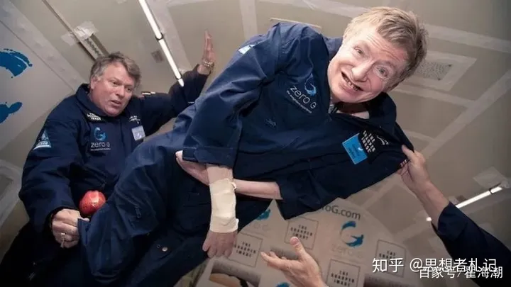 轮椅上的科学巨人：霍金的传奇人生-霍金的轮椅有多少黑科技