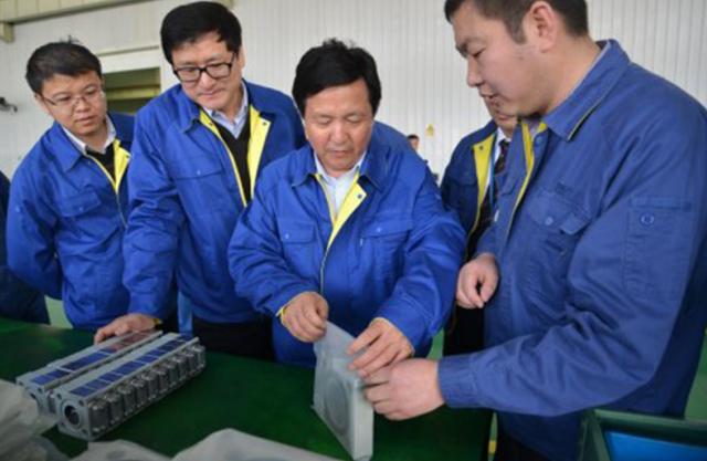 遭日本拒绝，自主研发，3年后造出世界第一台1000千伏特高压变电器-中国第一条特高压交流输电线路