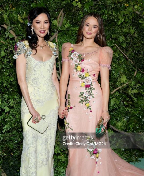 2024MetGala红毯：赞达亚抢眼吸睛，Jennie和邓文迪母女抢镜