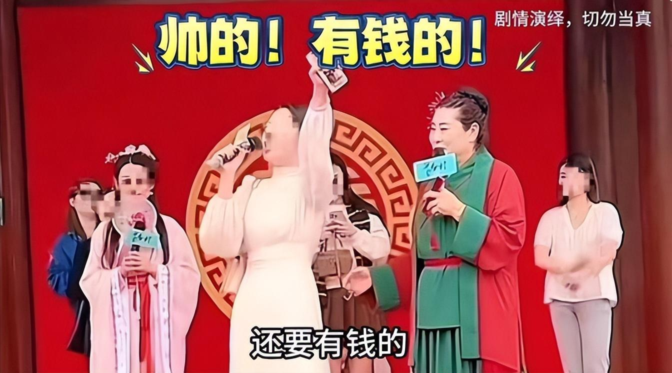 当开封王婆来到武汉木兰不夜城时，湖北网友已经开始道歉了！
