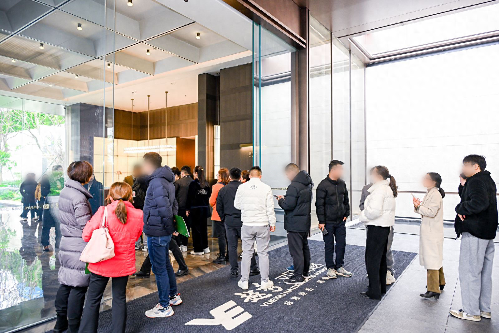 越秀地产前4个月销售金额300亿，完成全年目标20%