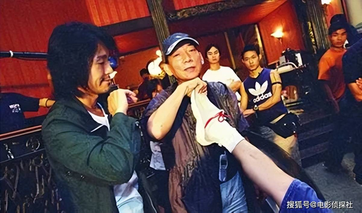 原创            因“蚊子太多”而决裂，20年后洪金宝再谈周星驰，称很不想评价他