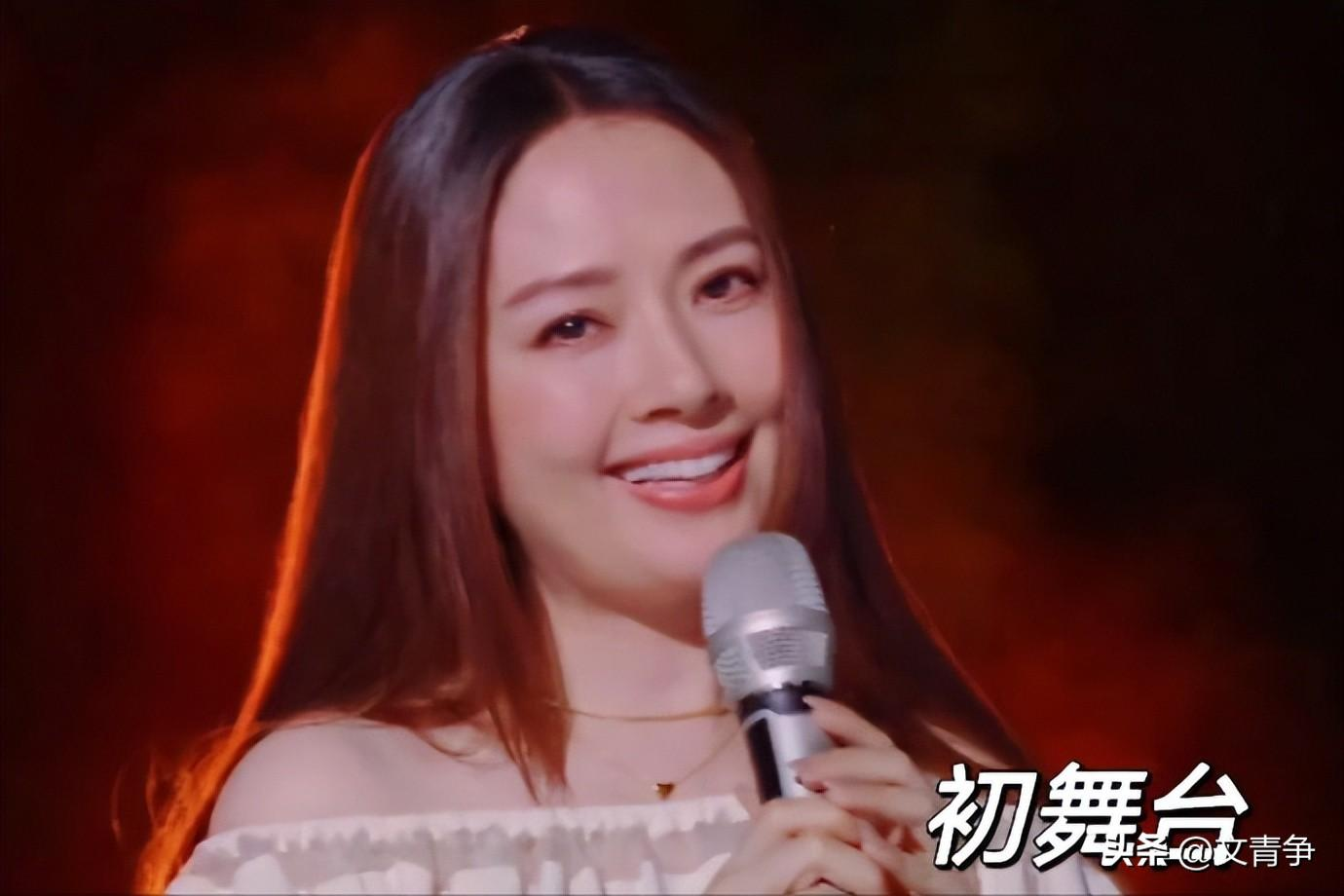 郭碧婷直播毫不犹豫关闭美颜，颜值惊艳全网，美女果然不需要美颜