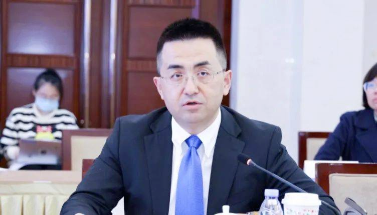 百度回应副总裁梁志祥接管公关业务，京东支付可扫微信收款码，Kimi推出网页端付费，辛巴主账号今日解封，这就是今天的其他大新闻！