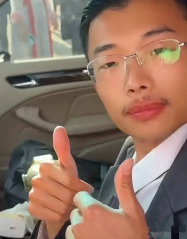 原创            郭有才因翻唱歌曲《诺言》走红，有网友担心：郭有才有可能吃官司