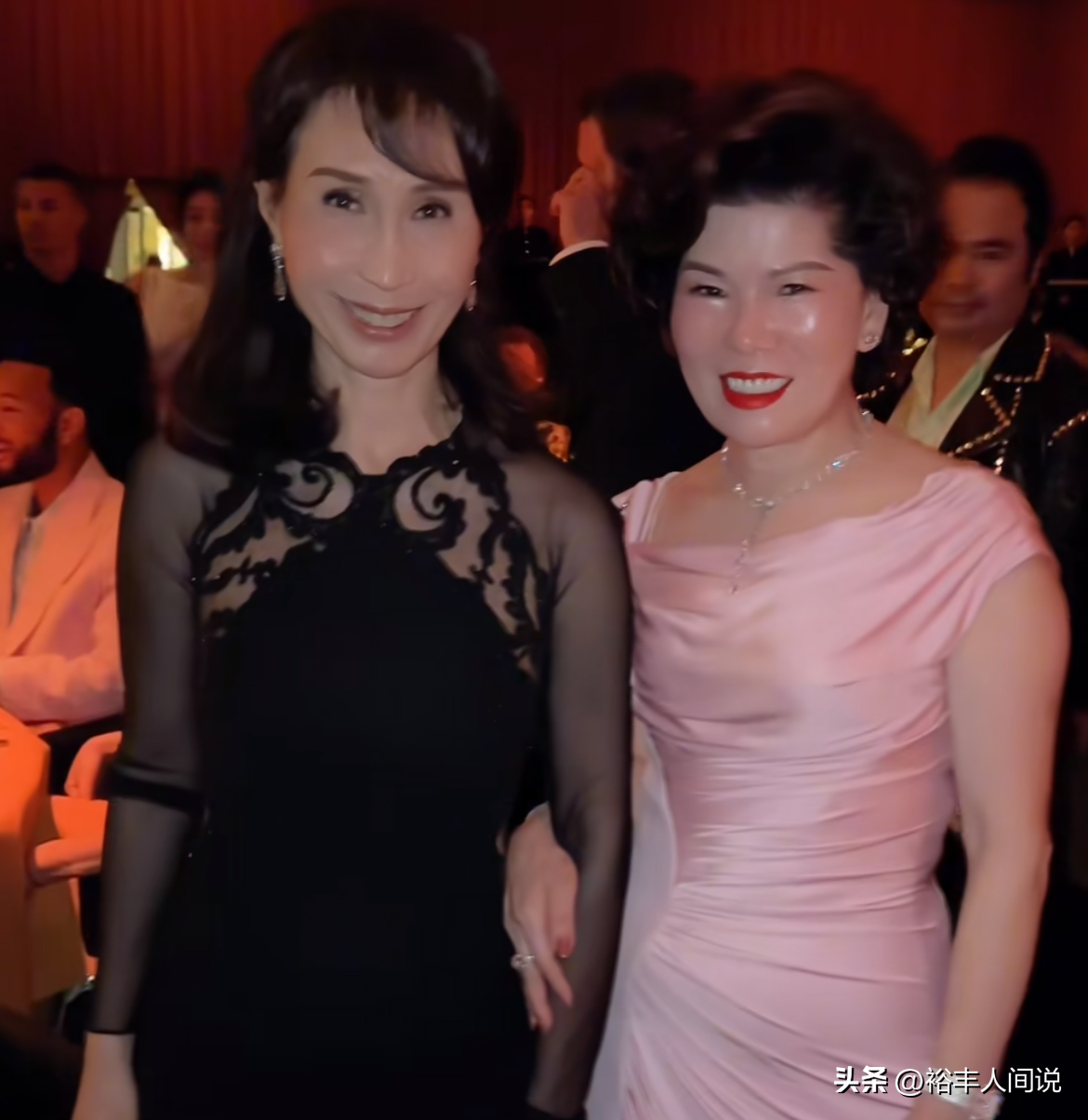 突发！3位百万级网红遭封号，王红权星北京7套房，柏公子雌雄难辨